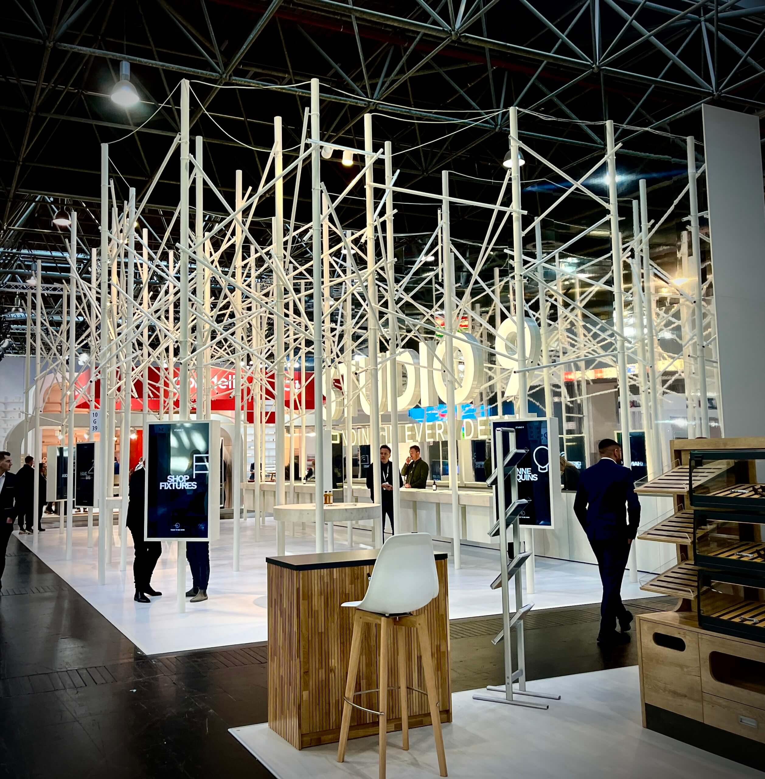 euroshop-studio-9-fixtures euroshop studio 9 fixture display