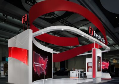 transmedics branded graphics with displayed relevant transplant data